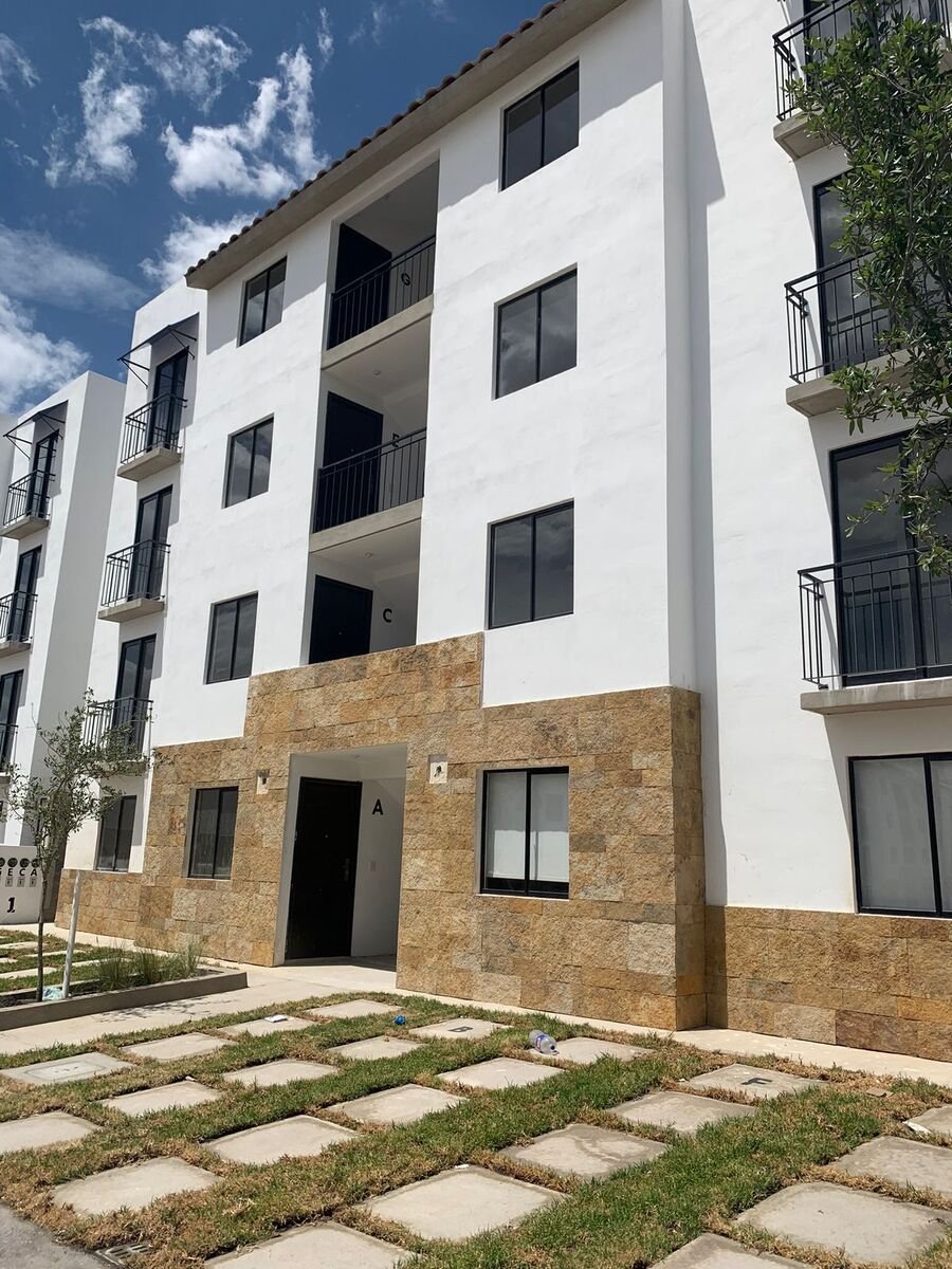 Departamento en Ciudad del Sol, 3 Recámaras