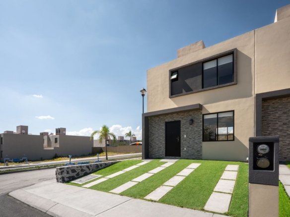 Casa en Villas del Real, Ciudad del Sol